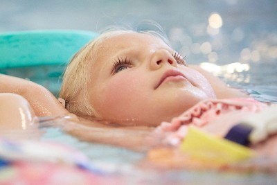 Plavání dětí | Rodinné centrum Amálka